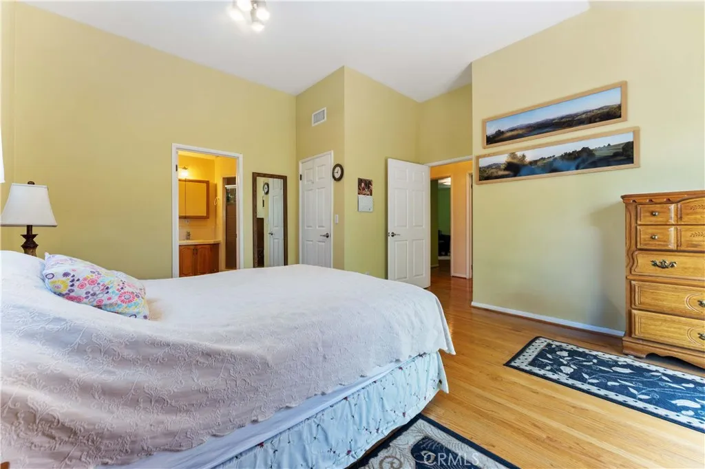 2364 6th Street, La Verne, California 91750 home-pic-12